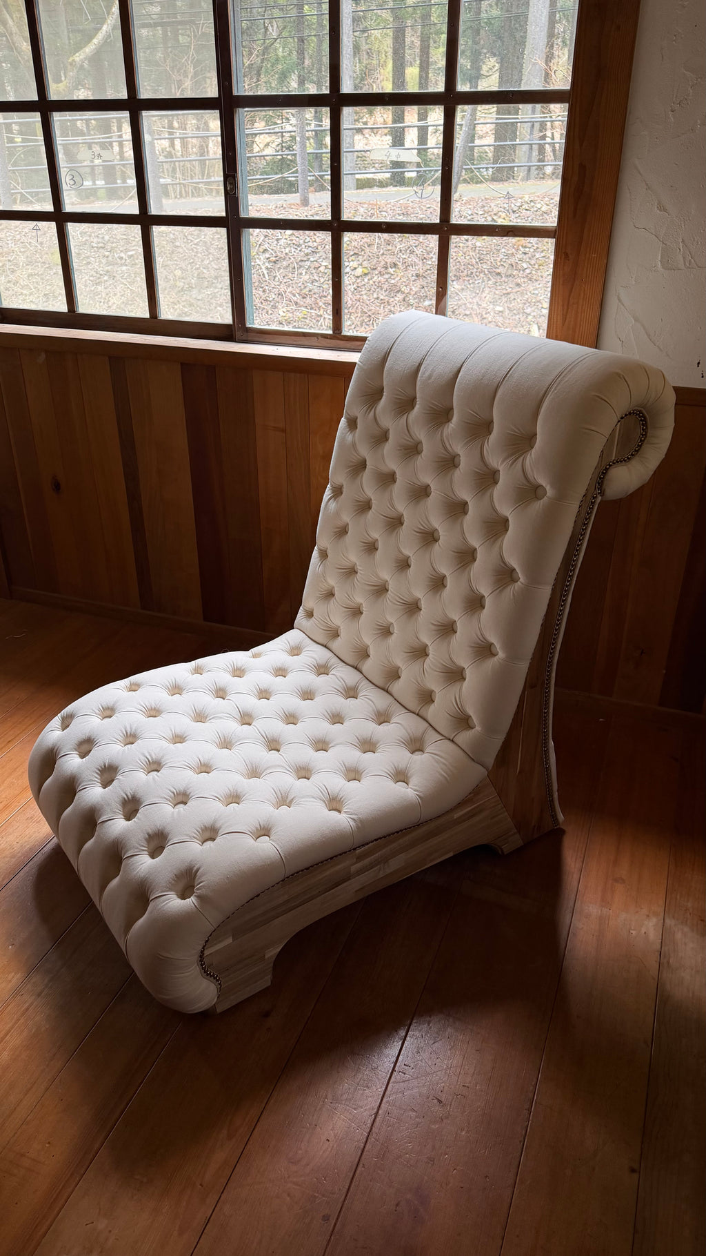 1人掛けラウンジソファ｜帆布×ボタンタフティング｜Toile Sofa