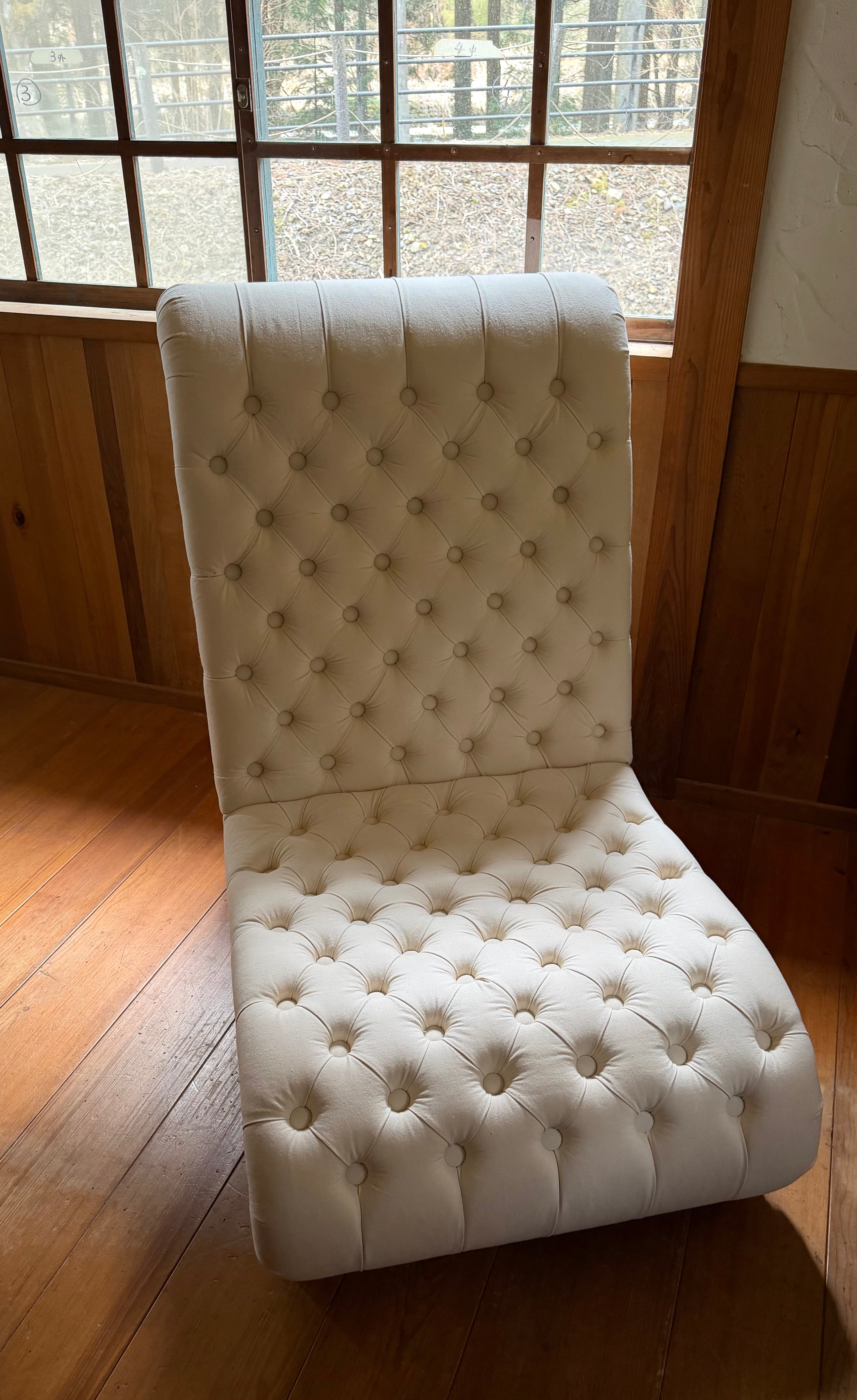 1人掛けラウンジソファ｜帆布×ボタンタフティング｜Toile Sofa